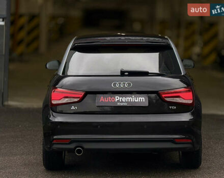 Черный Ауди А1, объемом двигателя 1.6 л и пробегом 51 тыс. км за 15500 $, фото 6 на Automoto.ua