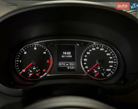 Чорний Ауді А1, об'ємом двигуна 1.6 л та пробігом 86 тис. км за 14500 $, фото 11 на Automoto.ua