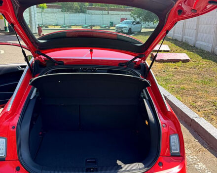 Червоний Ауді А1, об'ємом двигуна 1.4 л та пробігом 0 тис. км за 8700 $, фото 5 на Automoto.ua