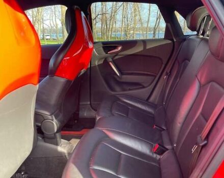 Красный Ауди А1, объемом двигателя 1.39 л и пробегом 108 тыс. км за 15762 $, фото 6 на Automoto.ua