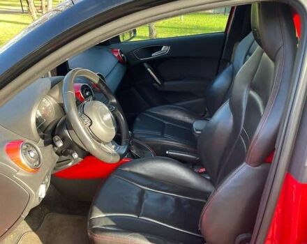 Красный Ауди А1, объемом двигателя 1.39 л и пробегом 108 тыс. км за 15762 $, фото 5 на Automoto.ua