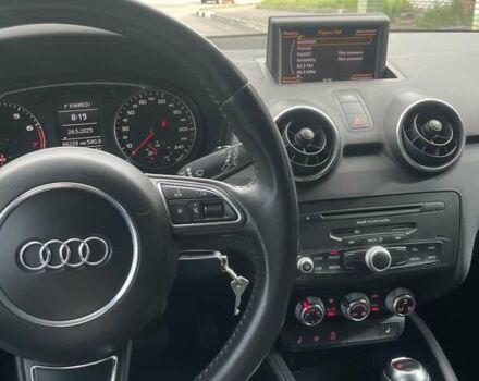 Ауди А1 2013 в Харькове на Automoto.ua Красный Ауди А1, объемом двигателя 1.39 л и пробегом 66 тыс. км за 13000 $, фото 4 на Automoto.ua