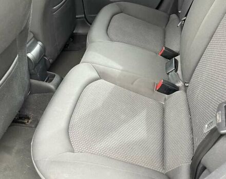 Ауди А1 2013 в Харькове на Automoto.ua Красный Ауди А1, объемом двигателя 1.39 л и пробегом 66 тыс. км за 13000 $, фото 5 на Automoto.ua