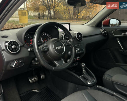 Красный Ауди А1, объемом двигателя 1.6 л и пробегом 120 тыс. км за 13900 $, фото 12 на Automoto.ua