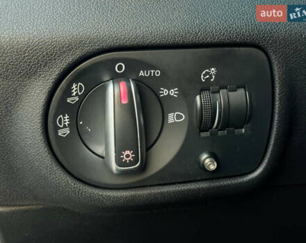 Ауди А1, объемом двигателя 1.4 л и пробегом 143 тыс. км за 11300 $, фото 27 на Automoto.ua