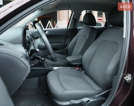 Ауди А1, объемом двигателя 1.39 л и пробегом 70 тыс. км за 12000 $, фото 6 на Automoto.ua