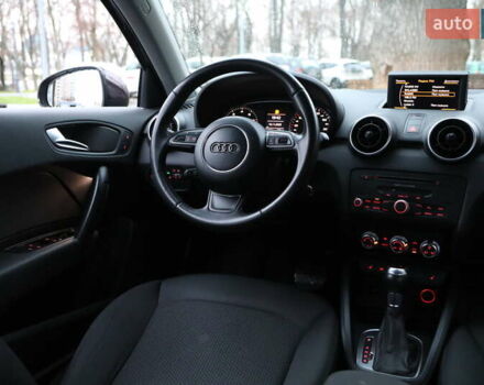Ауди А1, объемом двигателя 1.39 л и пробегом 70 тыс. км за 12000 $, фото 9 на Automoto.ua