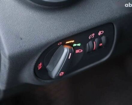 Ауди А1, объемом двигателя 1.4 л и пробегом 70 тыс. км за 12000 $, фото 17 на Automoto.ua