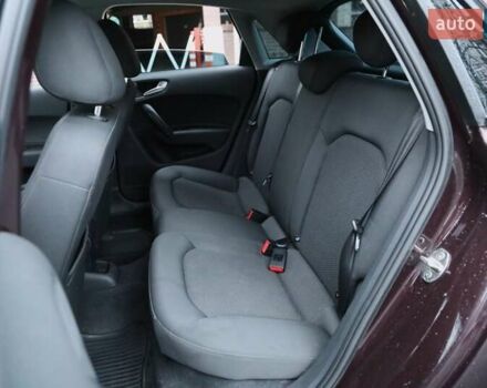 Ауди А1, объемом двигателя 1.39 л и пробегом 70 тыс. км за 12000 $, фото 7 на Automoto.ua