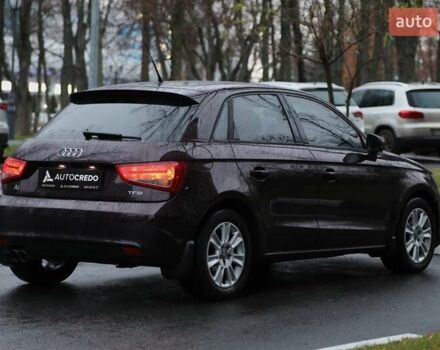 Ауди А1, объемом двигателя 1.39 л и пробегом 70 тыс. км за 12000 $, фото 3 на Automoto.ua