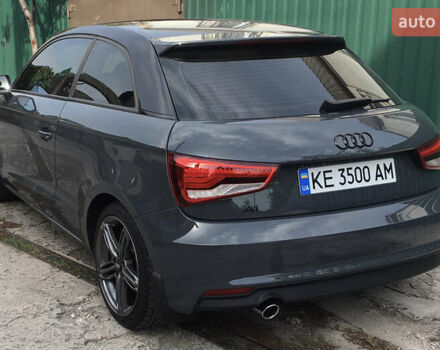 Серый Ауди А1, объемом двигателя 1.6 л и пробегом 57 тыс. км за 15500 $, фото 4 на Automoto.ua