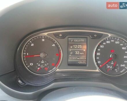 Синий Ауди А1, объемом двигателя 1.6 л и пробегом 191 тыс. км за 9999 $, фото 6 на Automoto.ua