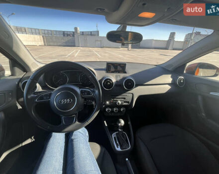 Ауді А1 2013 у Києві на Automoto.ua Помаранчевий Ауді А1, об'ємом двигуна 1.6 л та пробігом 141 тис. км за 13900 $, фото 9 на Automoto.ua