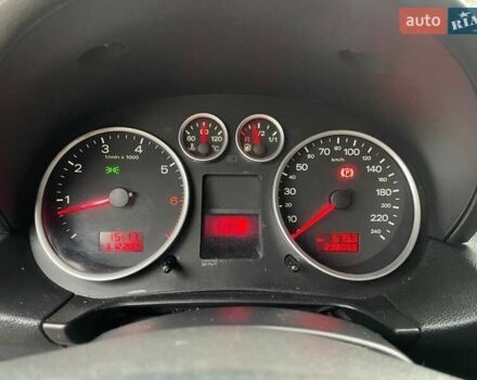 Красный Ауди А2, объемом двигателя 1.4 л и пробегом 238 тыс. км за 4000 $, фото 10 на Automoto.ua