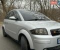 Сірий Ауді A2, об'ємом двигуна 1.39 л та пробігом 273 тис. км за 4550 $, фото 3 на Automoto.ua