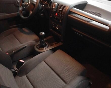 Сірий Ауді A2, об'ємом двигуна 1.6 л та пробігом 200 тис. км за 4400 $, фото 11 на Automoto.ua