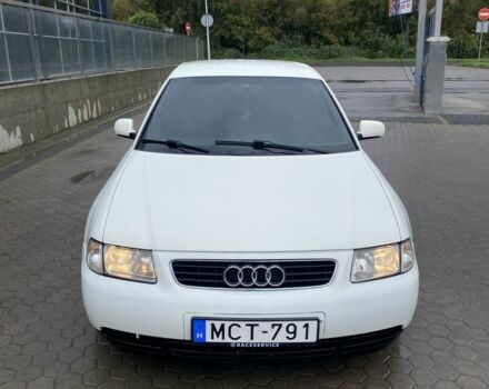 Білий Ауді А3, об'ємом двигуна 1.8 л та пробігом 300 тис. км за 2200 $, фото 12 на Automoto.ua