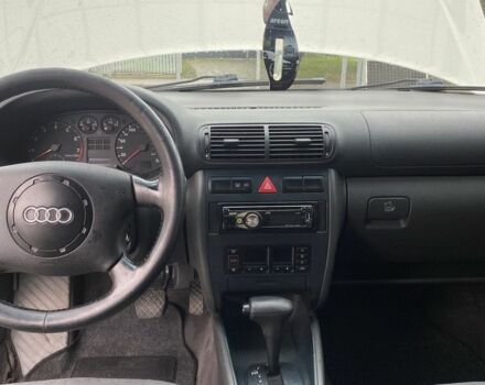 Белый Ауди А3, объемом двигателя 1.8 л и пробегом 300 тыс. км за 2200 $, фото 5 на Automoto.ua