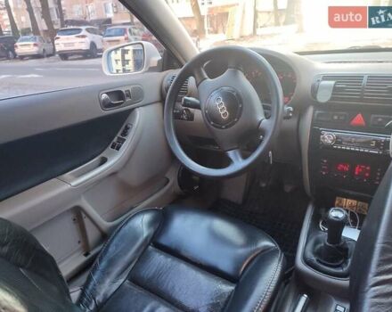 Белый Ауди А3, объемом двигателя 1.8 л и пробегом 384 тыс. км за 4350 $, фото 3 на Automoto.ua