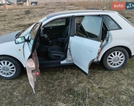 Белый Ауди А3, объемом двигателя 1.6 л и пробегом 265 тыс. км за 3200 $, фото 4 на Automoto.ua