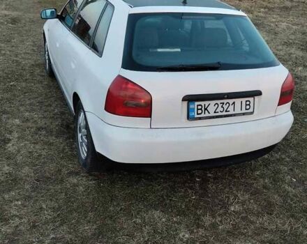Белый Ауди А3, объемом двигателя 1.6 л и пробегом 265 тыс. км за 3200 $, фото 3 на Automoto.ua
