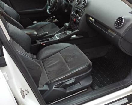 Білий Ауді А3, об'ємом двигуна 1.6 л та пробігом 201 тис. км за 7900 $, фото 12 на Automoto.ua