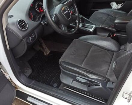 Білий Ауді А3, об'ємом двигуна 1.6 л та пробігом 201 тис. км за 7900 $, фото 8 на Automoto.ua