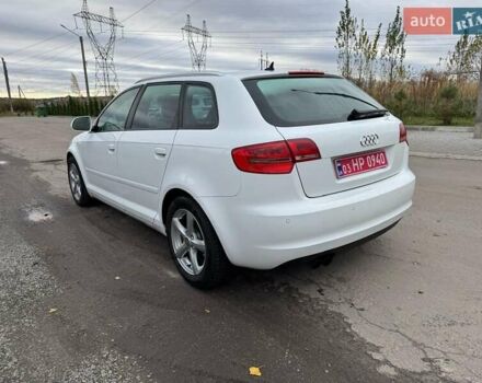 Белый Ауди А3, объемом двигателя 1.8 л и пробегом 243 тыс. км за 8300 $, фото 12 на Automoto.ua