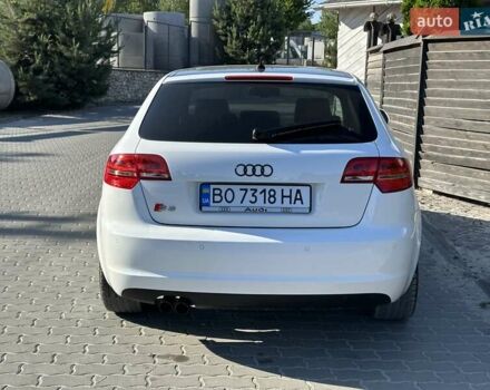 Білий Ауді А3, об'ємом двигуна 1.8 л та пробігом 193 тис. км за 9800 $, фото 13 на Automoto.ua