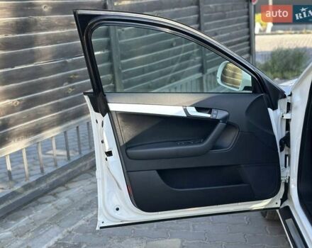 Білий Ауді А3, об'ємом двигуна 1.8 л та пробігом 193 тис. км за 9800 $, фото 18 на Automoto.ua