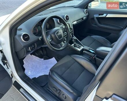 Білий Ауді А3, об'ємом двигуна 1.8 л та пробігом 193 тис. км за 9800 $, фото 22 на Automoto.ua