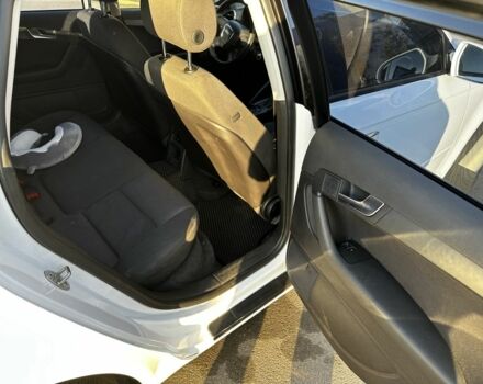 Белый Ауди А3, объемом двигателя 1.2 л и пробегом 160 тыс. км за 8400 $, фото 10 на Automoto.ua