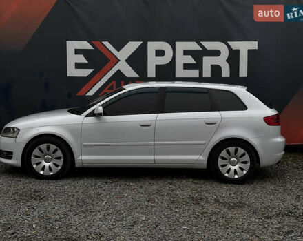 Белый Ауди А3, объемом двигателя 1.39 л и пробегом 269 тыс. км за 9390 $, фото 4 на Automoto.ua