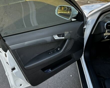 Белый Ауди А3, объемом двигателя 1.2 л и пробегом 160 тыс. км за 8400 $, фото 8 на Automoto.ua