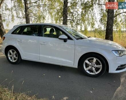Белый Ауди А3, объемом двигателя 1.4 л и пробегом 112 тыс. км за 12000 $, фото 2 на Automoto.ua