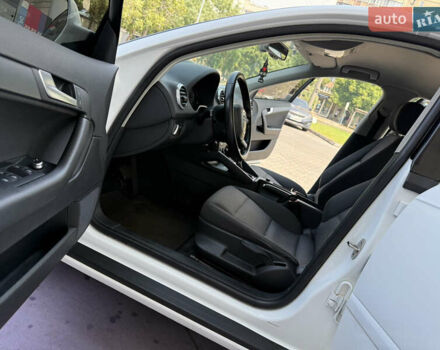 Білий Ауді А3, об'ємом двигуна 1.2 л та пробігом 130 тис. км за 9999 $, фото 40 на Automoto.ua