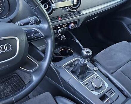 Білий Ауді А3, об'ємом двигуна 1.78 л та пробігом 118 тис. км за 15000 $, фото 14 на Automoto.ua