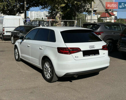 Белый Ауди А3, объемом двигателя 1.6 л и пробегом 109 тыс. км за 16800 $, фото 5 на Automoto.ua