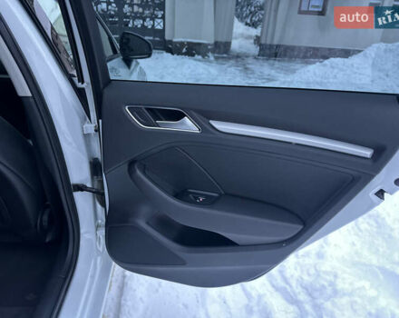 Білий Ауді А3, об'ємом двигуна 1.6 л та пробігом 159 тис. км за 14450 $, фото 82 на Automoto.ua