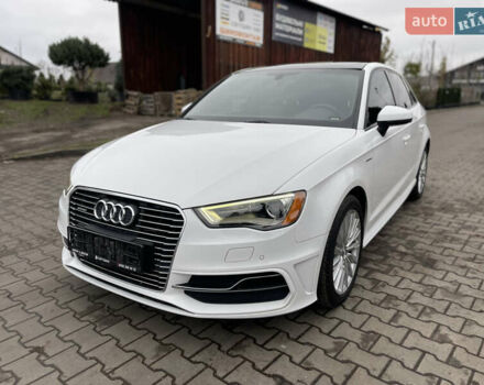 Белый Ауди А3, объемом двигателя 1.4 л и пробегом 278 тыс. км за 11999 $, фото 15 на Automoto.ua