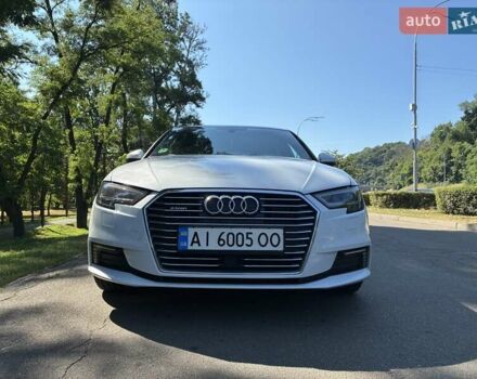 Белый Ауди А3, объемом двигателя 1.4 л и пробегом 112 тыс. км за 20000 $, фото 6 на Automoto.ua