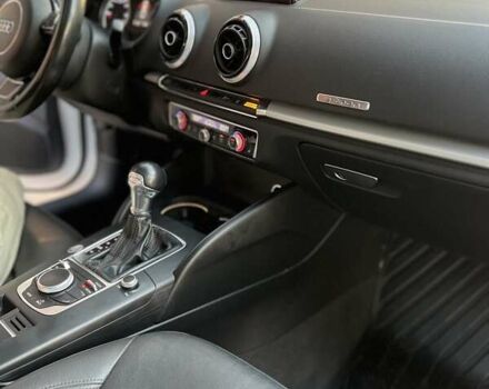 Белый Ауди А3, объемом двигателя 0 л и пробегом 177 тыс. км за 16000 $, фото 16 на Automoto.ua