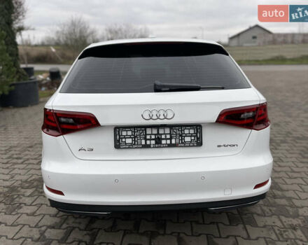 Белый Ауди А3, объемом двигателя 1.4 л и пробегом 278 тыс. км за 11999 $, фото 9 на Automoto.ua