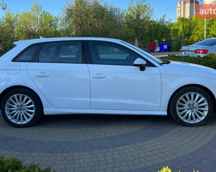 Білий Ауді А3, об'ємом двигуна 1.4 л та пробігом 151 тис. км за 15590 $, фото 7 на Automoto.ua