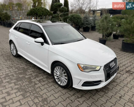 Белый Ауди А3, объемом двигателя 1.4 л и пробегом 278 тыс. км за 11999 $, фото 5 на Automoto.ua
