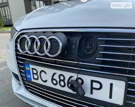 Белый Ауди А3, объемом двигателя 1.4 л и пробегом 90 тыс. км за 12900 $, фото 4 на Automoto.ua