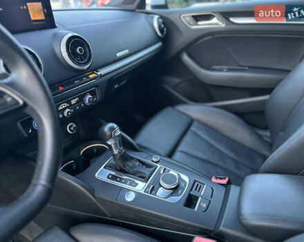 Белый Ауди А3, объемом двигателя 1.4 л и пробегом 70 тыс. км за 19300 $, фото 39 на Automoto.ua
