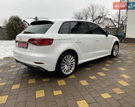 Белый Ауди А3, объемом двигателя 1.4 л и пробегом 118 тыс. км за 16100 $, фото 5 на Automoto.ua