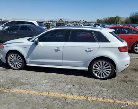 Белый Ауди А3, объемом двигателя 1.4 л и пробегом 104 тыс. км за 2500 $, фото 3 на Automoto.ua