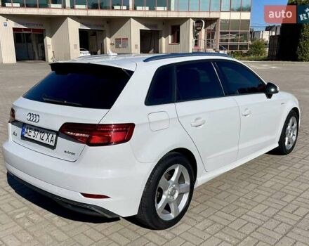 Білий Ауді А3, об'ємом двигуна 1.4 л та пробігом 81 тис. км за 16500 $, фото 2 на Automoto.ua